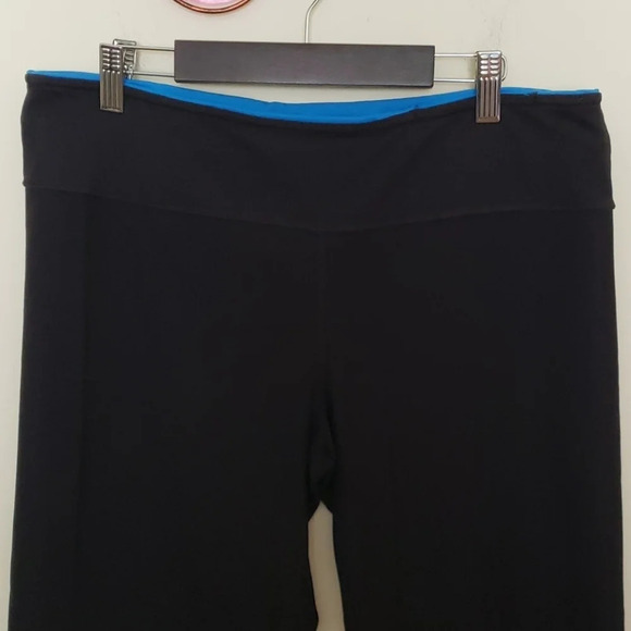 Reversible Black & Blue Workout Pants - Picture 3 of 12